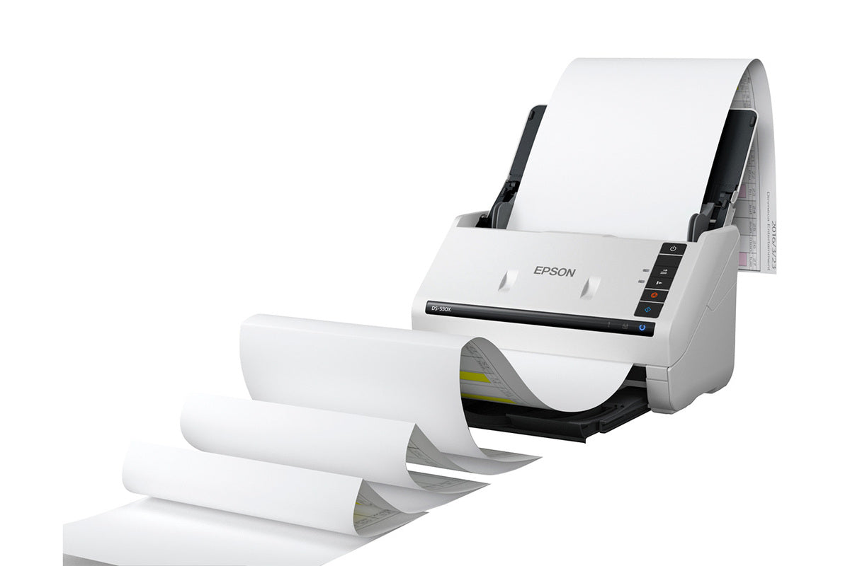 Escáner Epson DS-530X procesando un documento largo