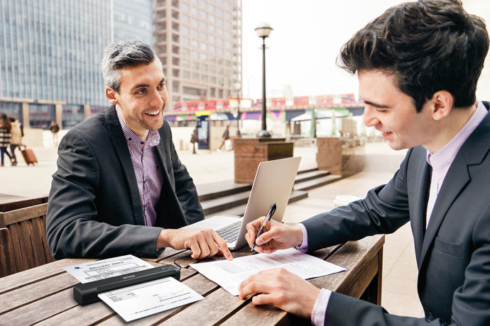 Escáner Epson WorkForce ES-50 como solución de digitalización para trabajo móvil