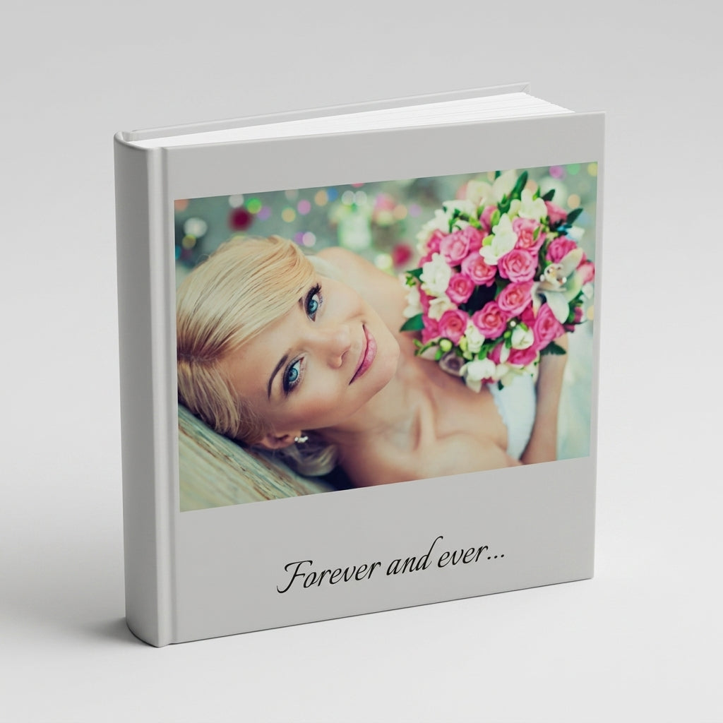 Portada del fotolibro Blanco Clásico personalizado para familia | AUROS