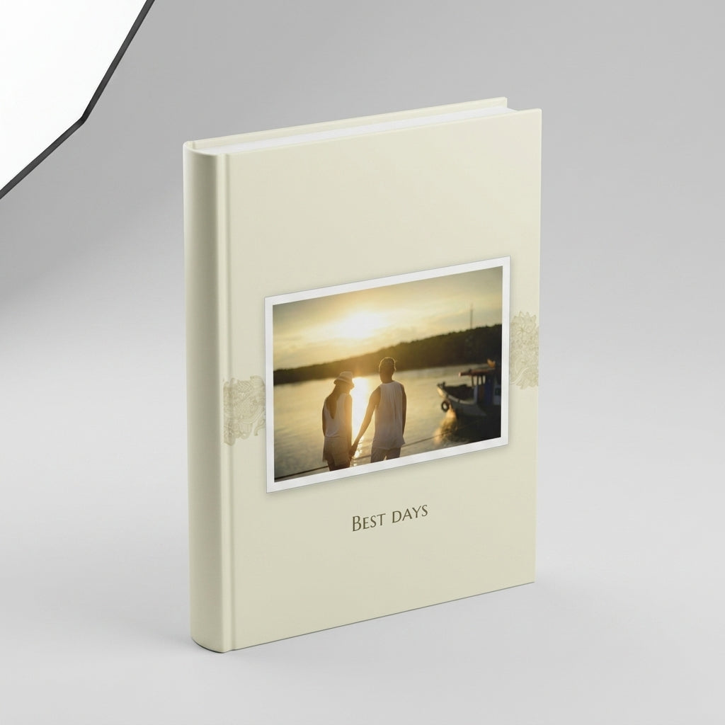 Portada del fotolibro Clásico personalizado para familia | AUROS