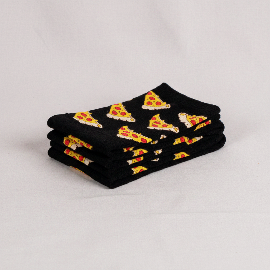 Medias personalizadas negras con estampado de porciones de pizza